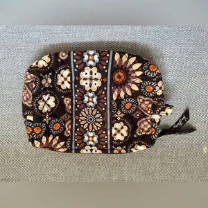 Vera Bradley Cosmetic case in pattern Canyon